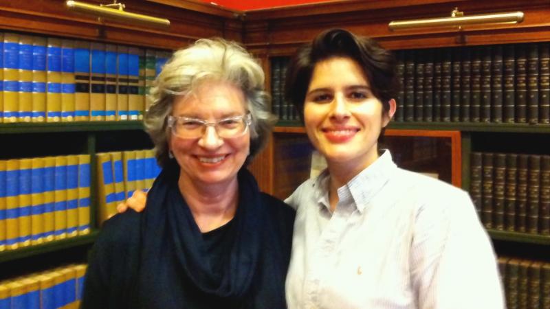 Portrait|Lisa en Tara Tabassi|Peace Palace Library
