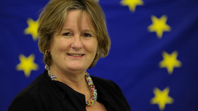Portrait|Rechter Jenny Schokkenbroek|Peace Palace Library