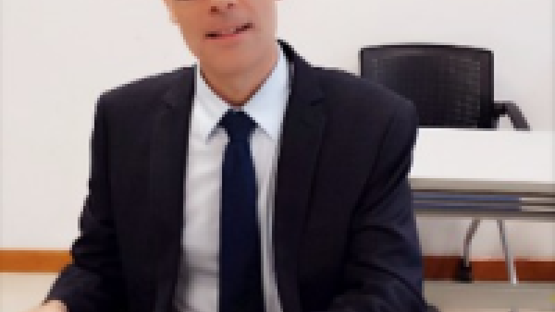 Portrait|Dr Danny Friedmann|Peace Palace Library