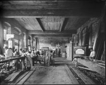 Building the Peace Palace, Summer 1911. Art and craftsmen working in the studio
